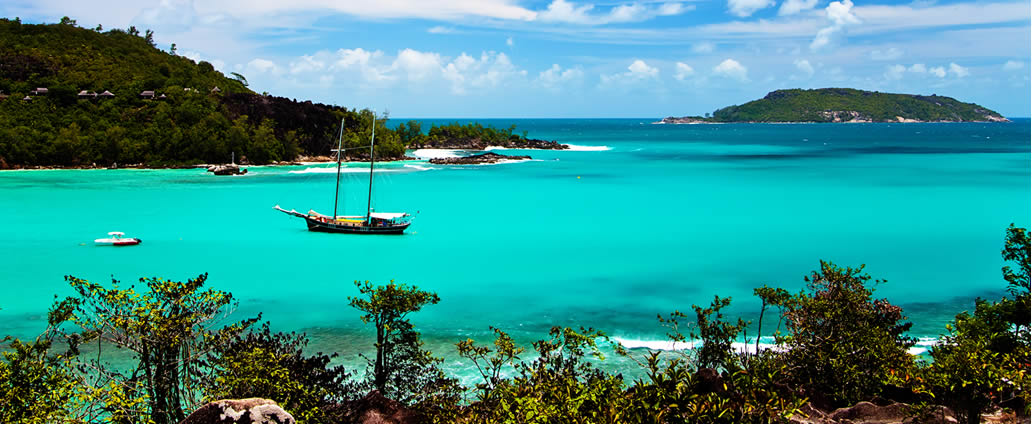Trek_Package 2559 - shutterstock 95233822