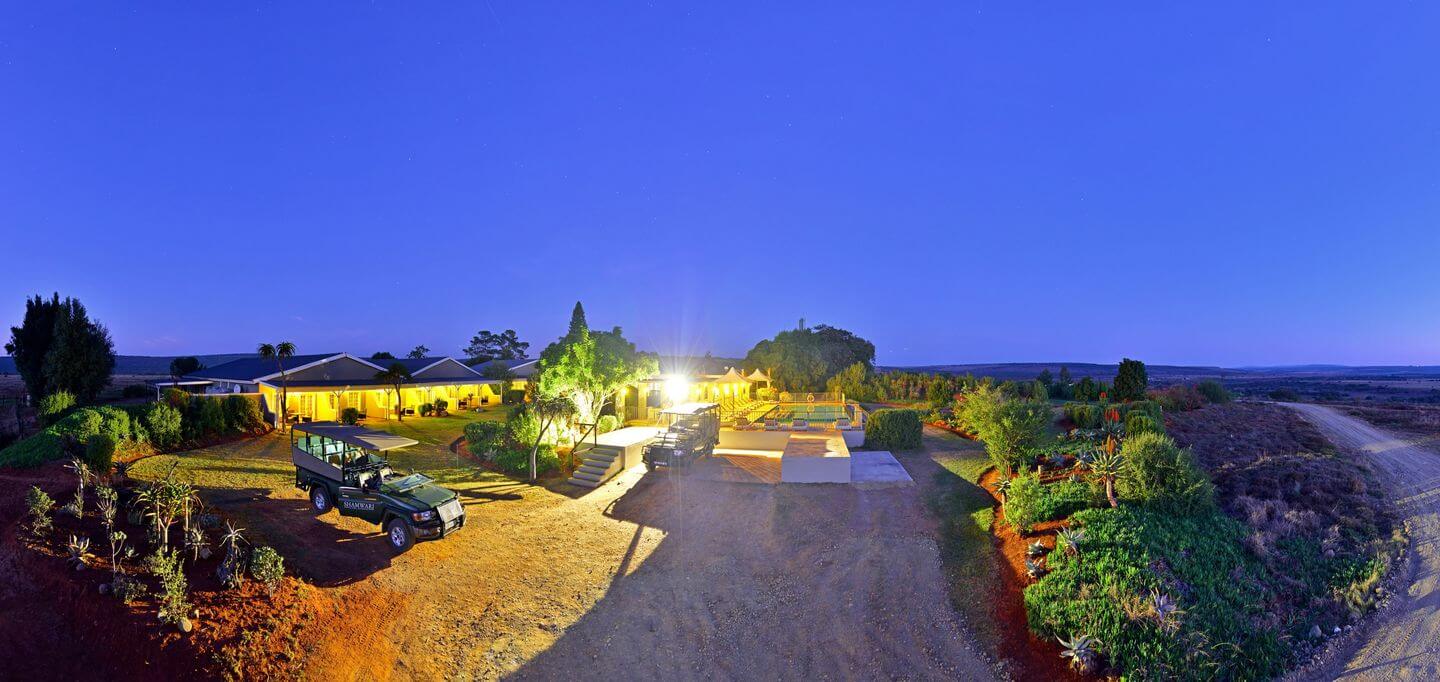 Riverdene-Family-Lodge-exterior-2016