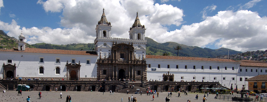 Quito e Finch Bay - sem aéreo