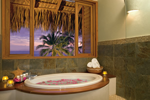 Zoëtry Agua Punta Cana Jacuzzi nas suites - Zoëtry Agua Punta Cana