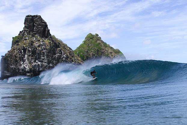 Surf-em-Noronha_luck